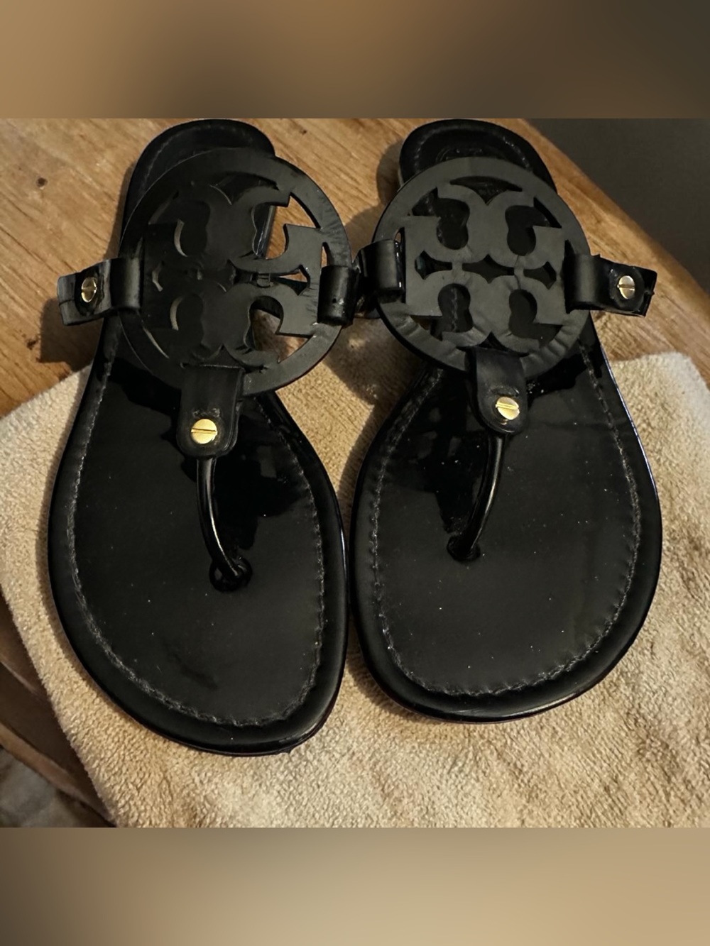 Tory Burch black patent leather Miller sandals - Picture 4 of 7